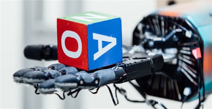 深入总部，探寻OpenAI“拯救世界”背后的真相 