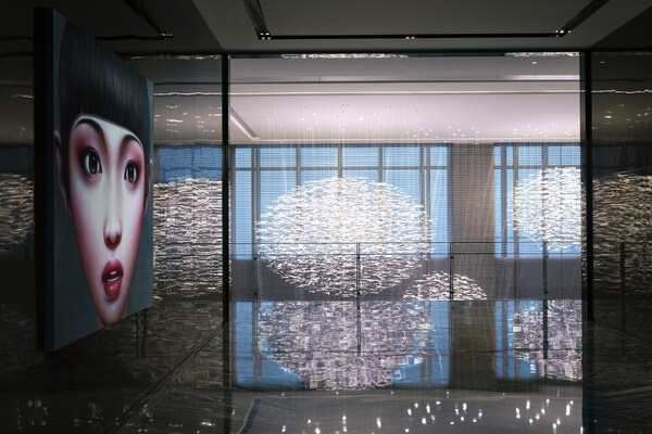 重庆尼依格罗酒店携手莲花跑车 共同演绎云端竞速之旅