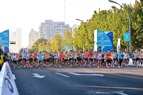 ASICS亚瑟士签约运动员李芷萱破赛会纪录夺冠 天津马拉松圆满落幕